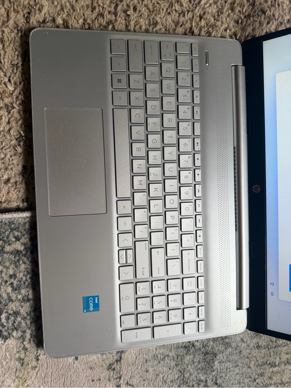 TOUCHSCREEN HP Silver Aluminum Ultrabook with Full-Size Keyboard
